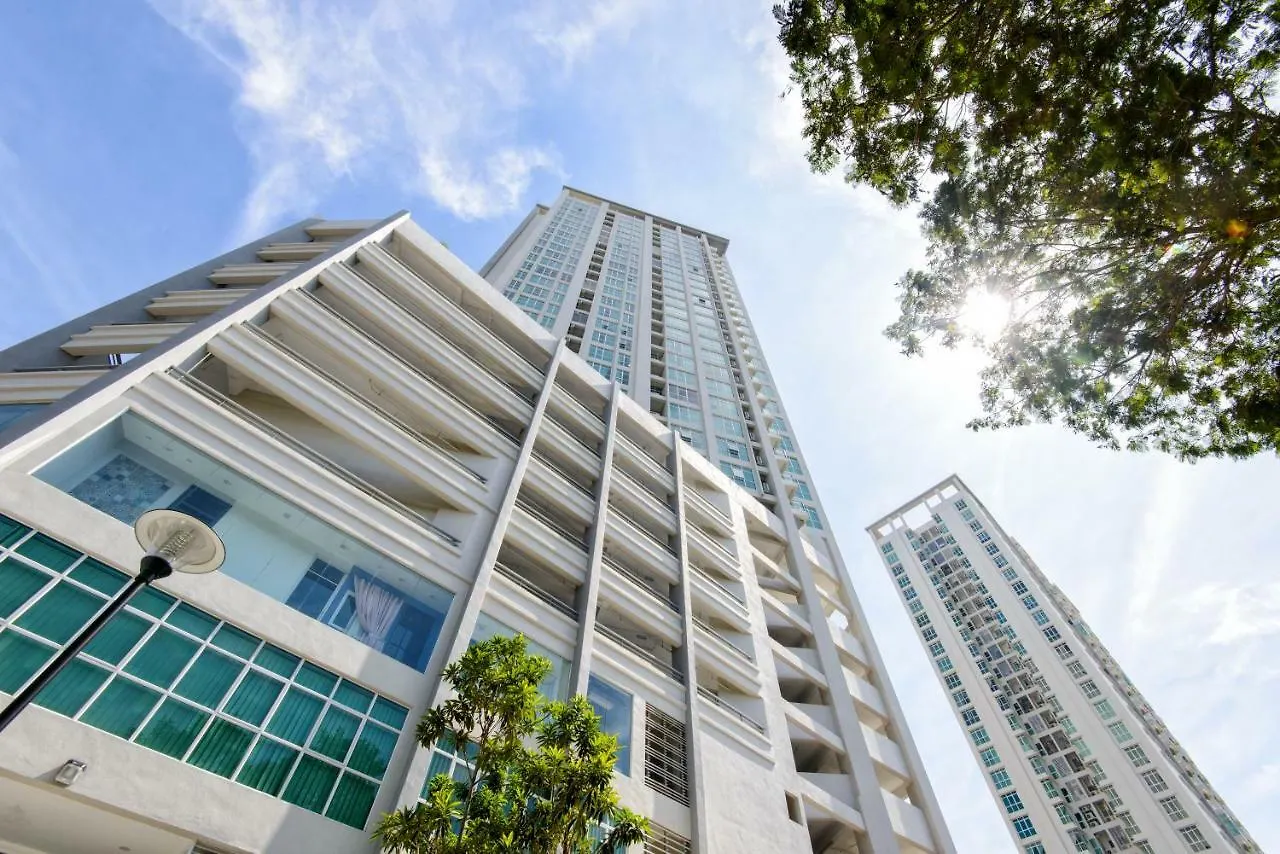 Straits Garden Suites, Georgetown Apartment