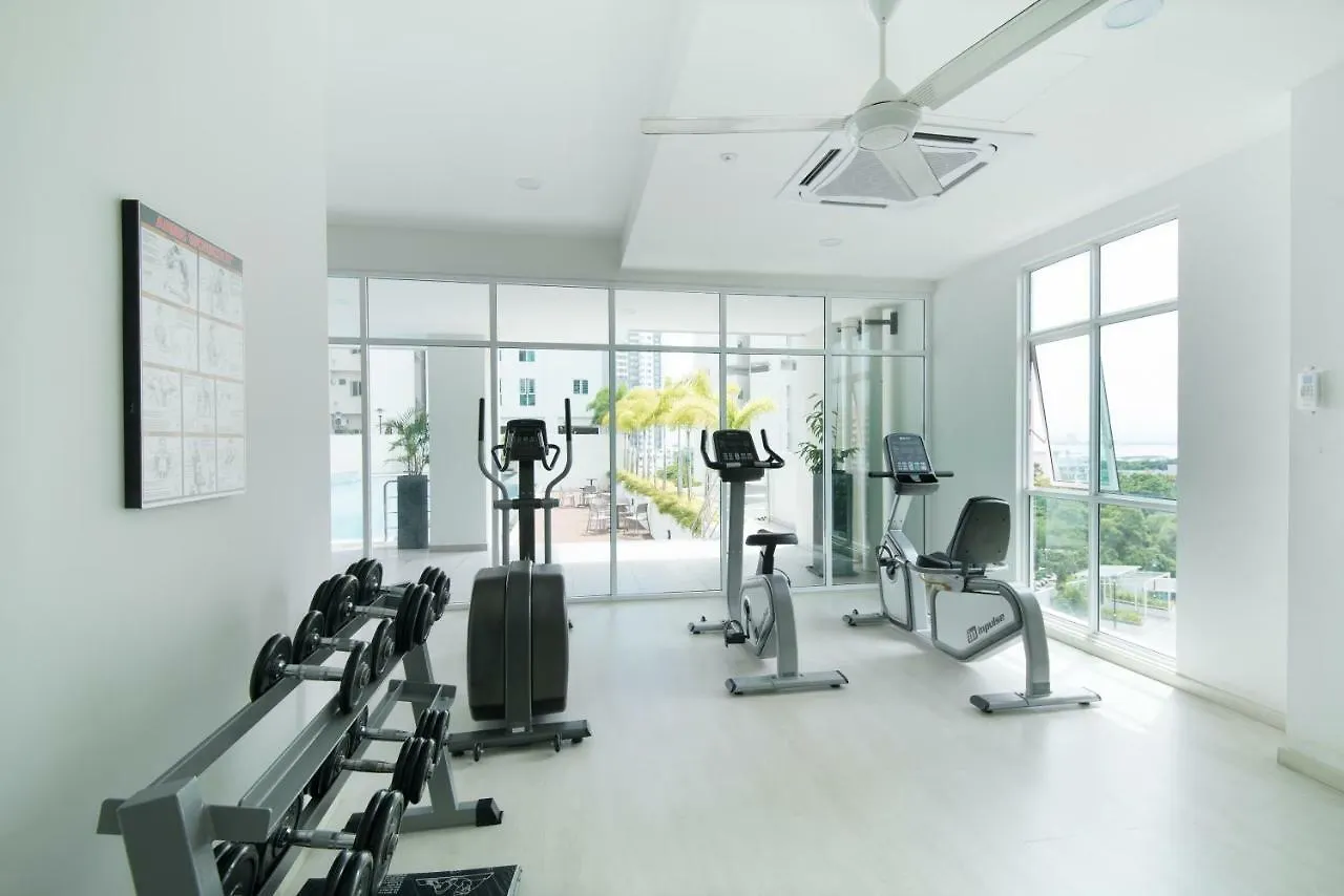 Straits Garden Suites, Georgetown Apartment