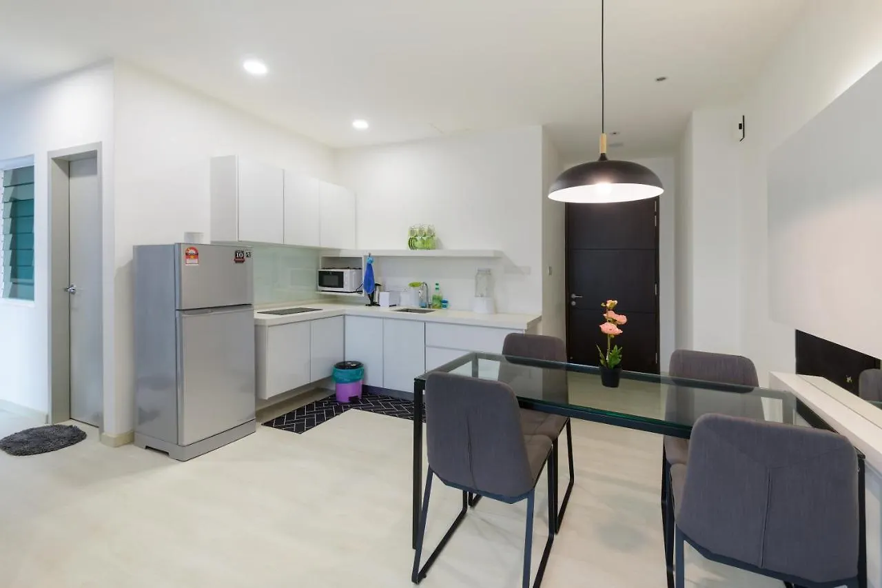 Straits Garden Suites, Georgetown Apartment George Town